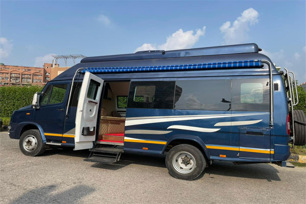 Caravan Rental Delhi - Vanity Van Hire Delhi - Camper Van On Rent in Delhi - Caravan Hire in Delhi - Vanity Van Rent Delh