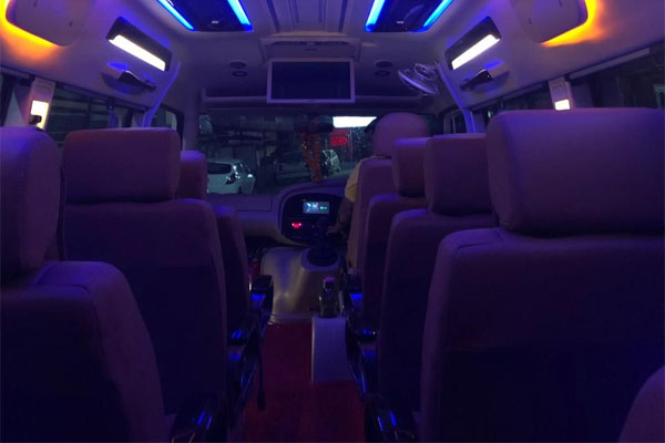 tempo traveller rental delhi, tempo traveller hire delhi, rent a tempo traveller delhi, book ac tempo traveller in delhi