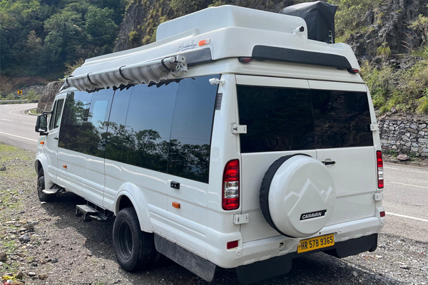 Caravan Rental Delhi - Vanity Van Hire Delhi - Camper Van On Rent in Delhi - Caravan Hire in Delhi - Vanity Van Rent Delh