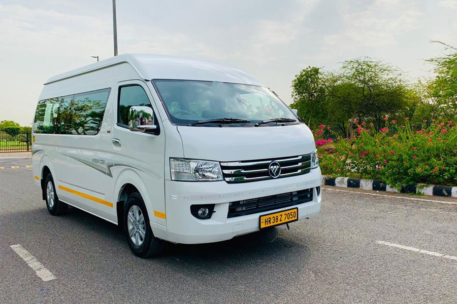 8 Seater Foton View Cs2 - VIP Luxury Minivan Hire Delhi & Gurgaon - Car Rental Delhi