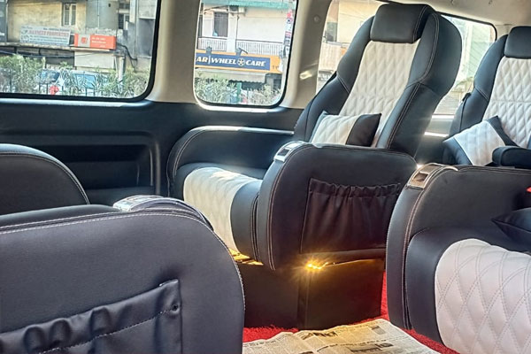 8 Seater Foton View Cs2 - VIP Luxury Minivan Hire Delhi & Gurgaon - Car Rental Delhi