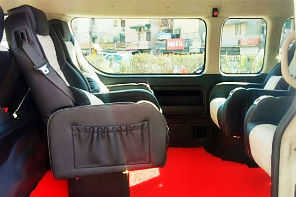 8 Seater Foton View Cs2 - VIP Luxury Minivan Hire Delhi & Gurgaon - Car Rental Delhi