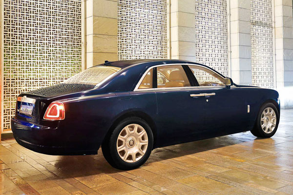 Rolls Royace Ghost Series-2 - Luxury Car Hire Services - Car Rental Delhi
