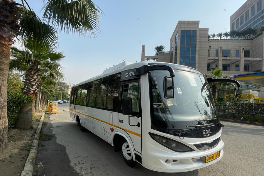 Volvo Mini Bus Rent Delhi 16 Seater Sml Isuzu With Washroom