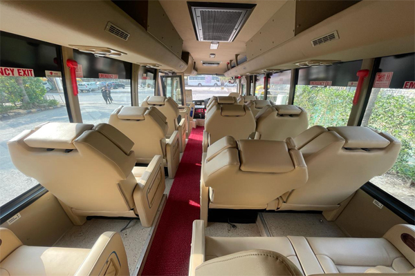Volvo Mini Bus Rent Delhi 16 Seater Sml Isuzu With Washroom
