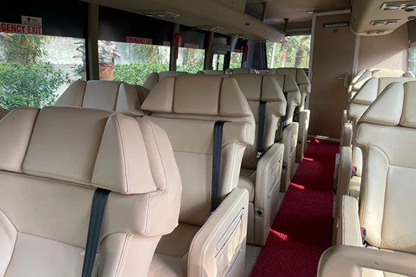 Volvo Mini Bus Rent Delhi 16 Seater Sml Isuzu With Washroom