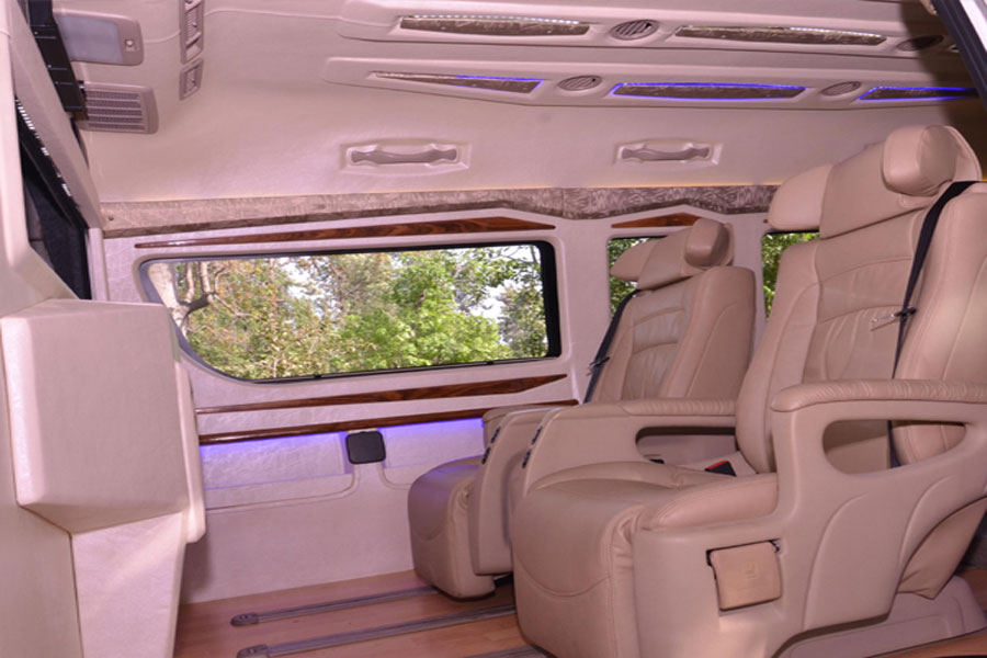 Toyota Commuter Grand Hiace - Luxury Imported Van Hire - Car Rental Delhi