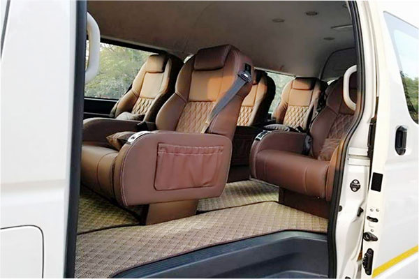 Toyota Commuter Grand Hiace - Luxury Imported Van Hire - Car Rental Delhi
