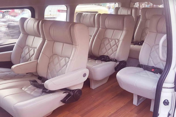 8 Seater Toyota Commuter Grand Hiace - VVIP Luxury Minivan Rentals - Car Rental Delhi