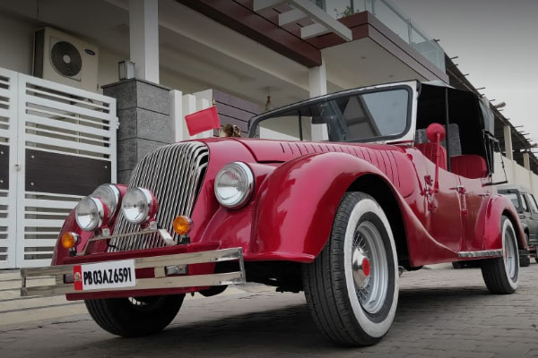 Vintage Car Hire Wedding Delhi, Old Classic Car On Rent Delhi, Vintage Car Rental Delhi