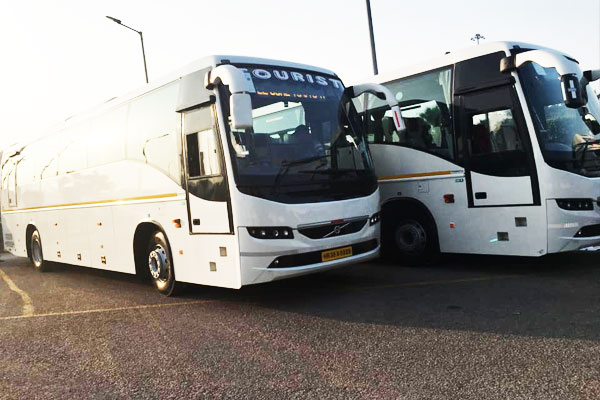 Volvo Bus Latest Series - Volvo Bus 45 Seater Hire Delhi & Gurugram - Car Rental Delhi