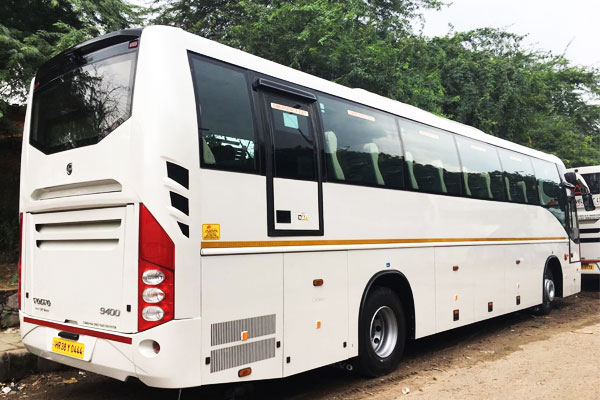 Volvo Bus Latest Series - Volvo Bus 45 Seater Hire Delhi & Gurugram - Car Rental Delhi